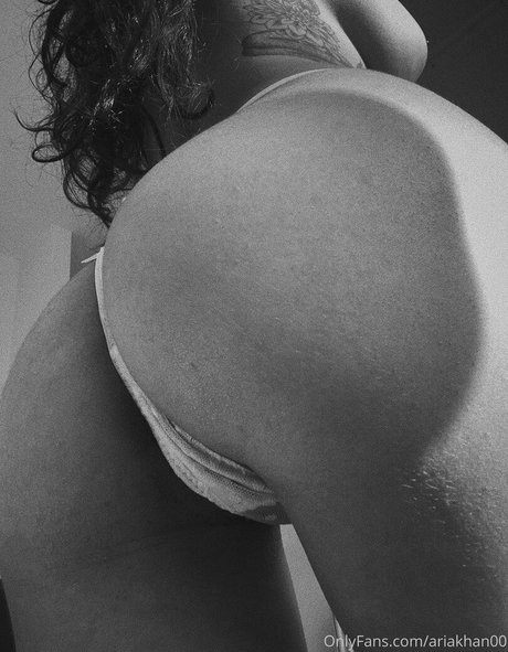 Ariakhan00 hübsche erotische foto