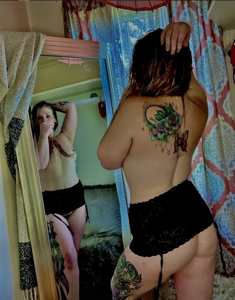 Daisyxxdoll nacktheit xxx bild