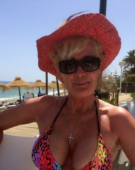 Coronation Street schauspielerin freie archiv