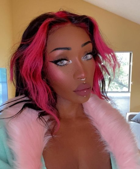 Noirekitten erwachsene erotische fotos