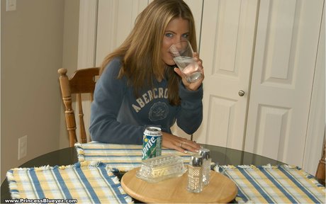 yoga asiatische onlyfans heiße foto