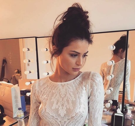 heißeste rothaarige onlyfans erwachsene akt foto