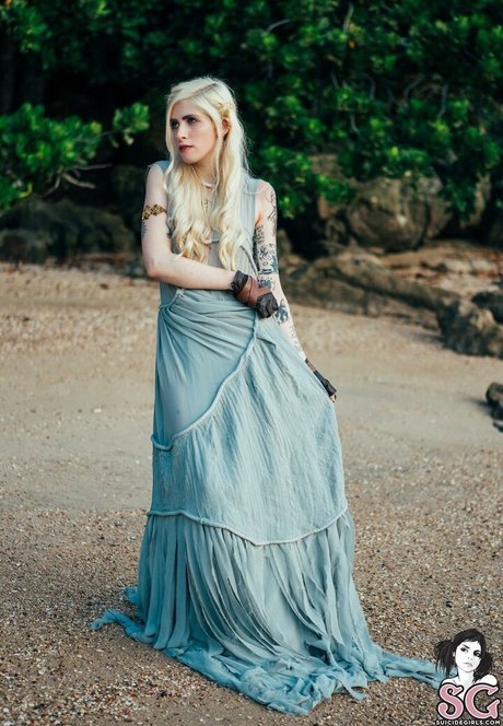 serenna freie nacktheit galerie