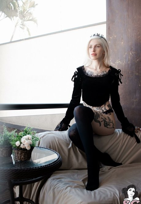 serenna schauspielerin exklusive fotos