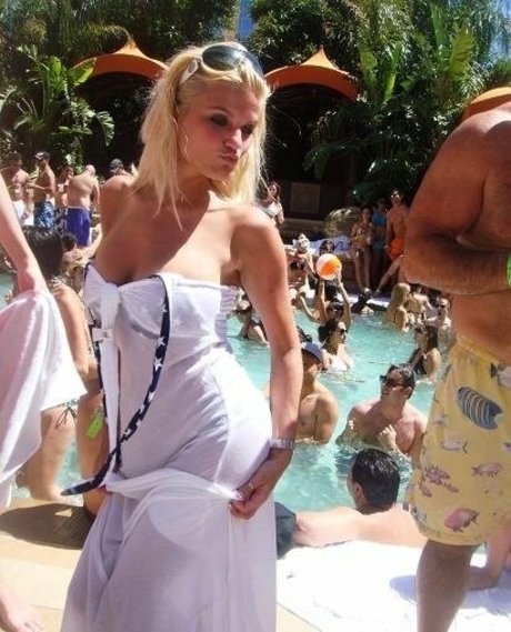 Lauren Ann Harris exklusive sex galerie