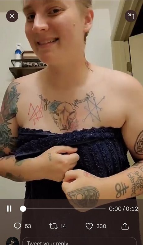 Skeletons twin hd exklusive foto