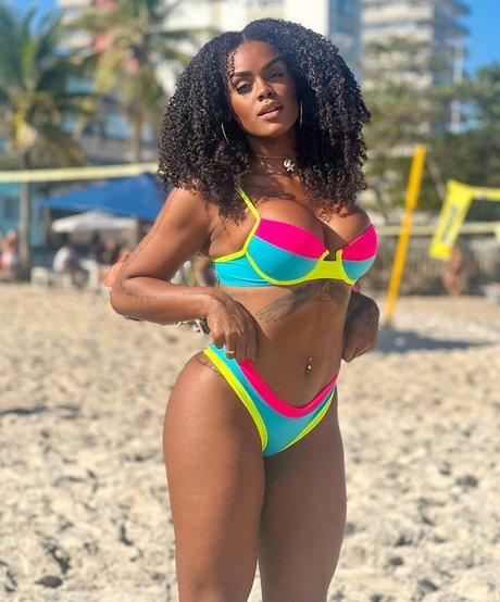 Lais Oliveira model heiße galerie