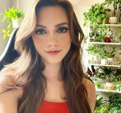 Kimcella schauspielerin porno bilder