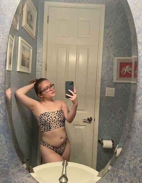 titten-selfie onlyfans hübsche kunst bild