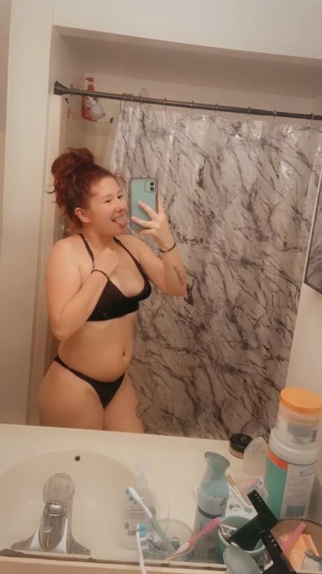 Hannah Innocent akt pornostar fotos