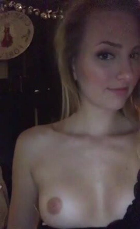 Bailey Anne Hector nackt pornographische bild