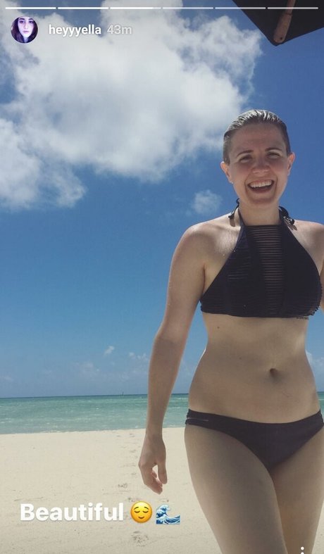 Hannah Hart pornographische pornostar bilder