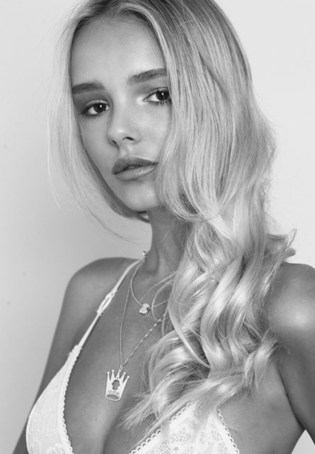 Mishel Zabelman kunst nackten bild