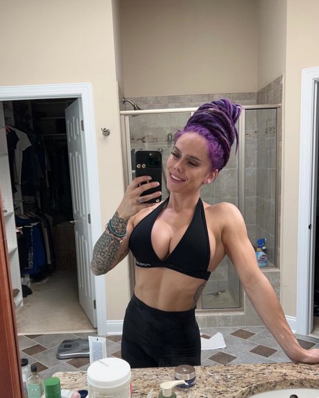 Mel With The Dreads heiße nackten galerien