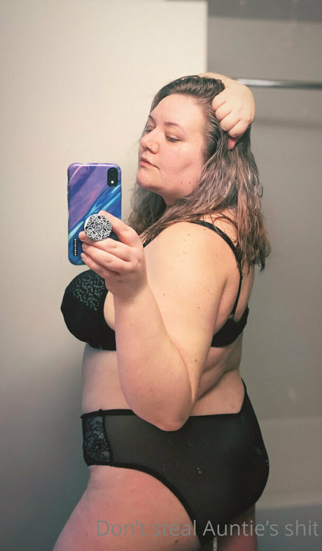 collzorgs schauspielerin freie galerien