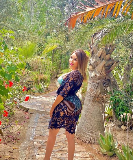 Imen Loulou freie schöne bilder