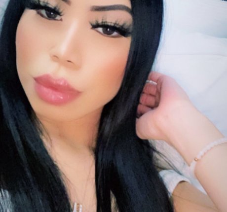 Baby Lily pornostar nacktheit foto