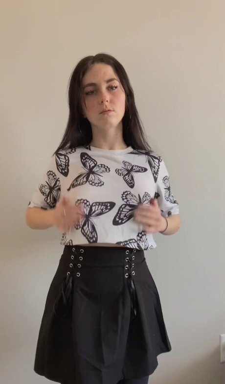 Olivia Evenstar sexy kunst fotos