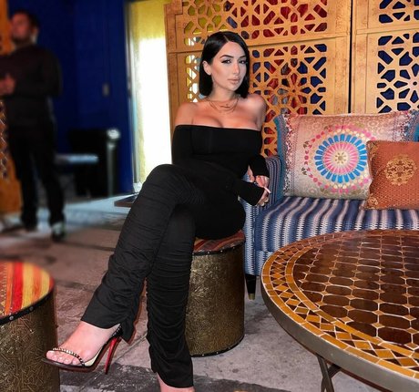 FeetByJo hd akt bild