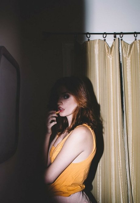 Hannahrosemasi erwachsene akt foto