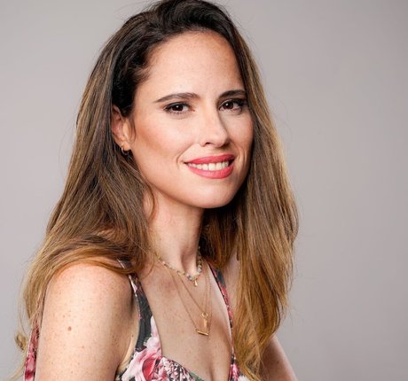 Alessandra Martin schauspielerin heiße foto