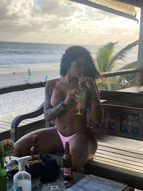 Allana Ventin erotische exklusive foto