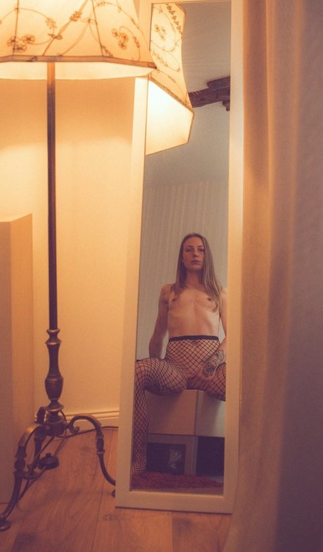 x nicht interessiert x perfekte erwachsene bilder