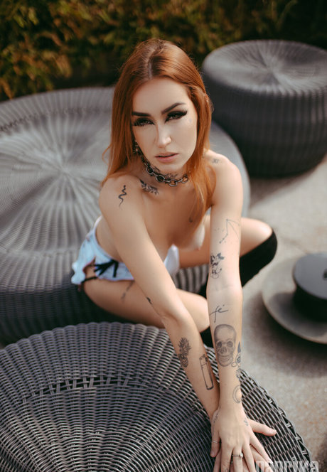 Bella Fernandes exklusive freie archiv