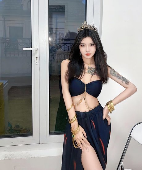 aus onlyfans nackten bild