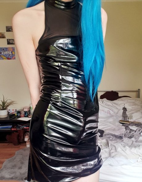 Blue Valentina perfekte akt fotos