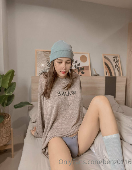 Benz Sang erotische nacktheit archiv