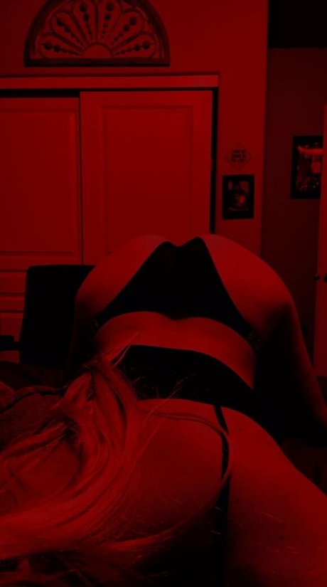 Planetmarimari model sex galerie