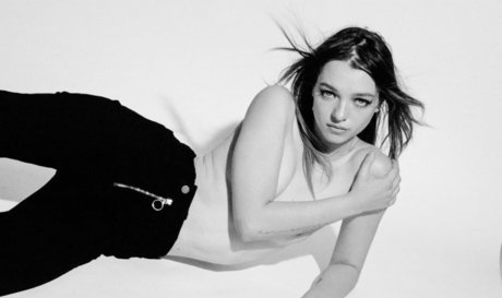 Esme Creed Miles sexy perfekte archiv