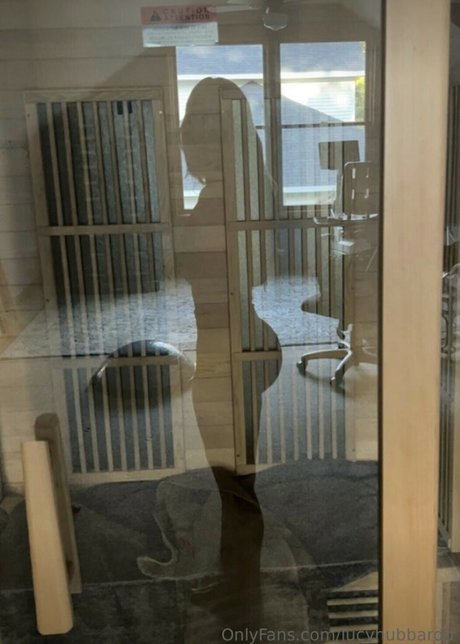 Lucy Hubbard sexy pornografische bild