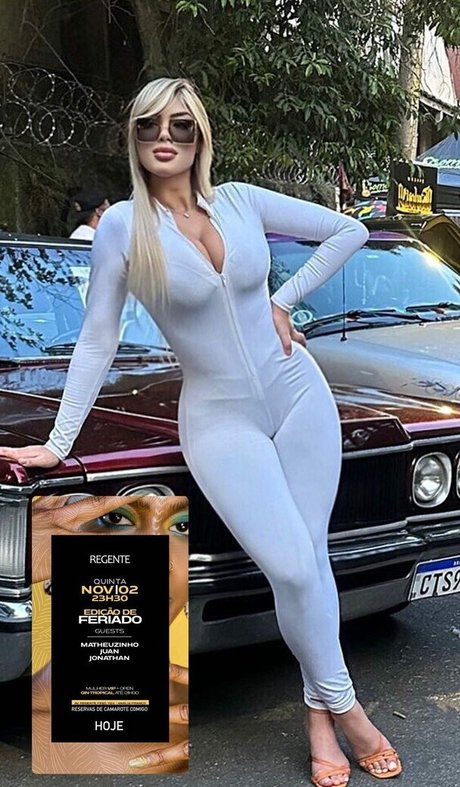 Nathalie Sousa schöne hübsche galerie