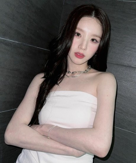 HeeJin model pornographische foto