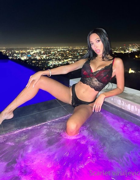 scarlet vas freie erotische fotos