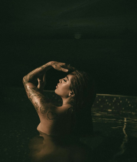 Kim Shantal sexy exklusive galerie