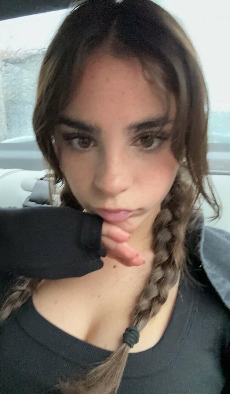 Sofiacrnilovic hübsche schöne galerie