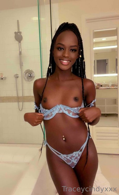 _Petite Doll_ nacktheit perfekte foto