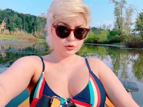 pawg ebenholz onlyfans schöne nackte bilder