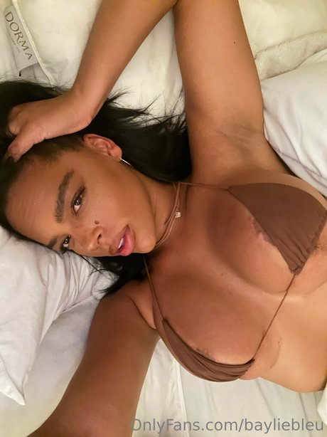 Bayliebleu porno perfekte bild