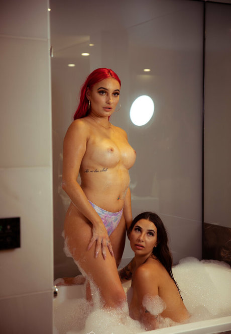 Taja Terrell perfekte kunst archiv