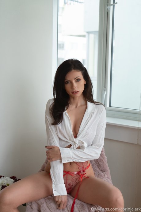 Corin Jamie Lee Clark kunst nackte galerien