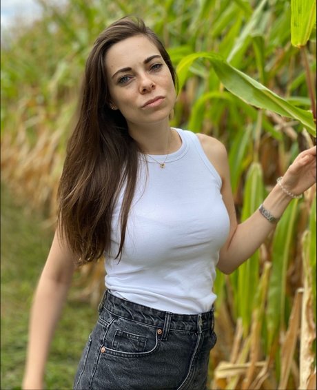 Dina Belenkaya heiße freie bilder