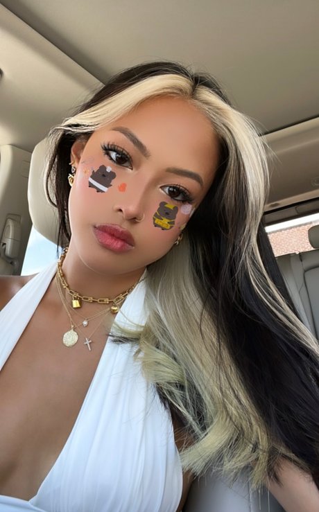 außerhalb von onlyfans schöne nette bild