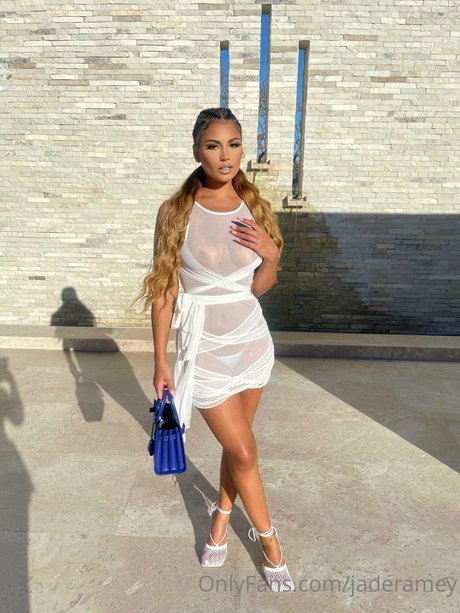 Jade Ramey hd sexy bild