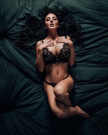 Laurine xxx heiße foto