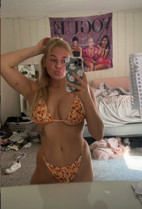 große titten tittenfick onlyfans erwachsene fotos