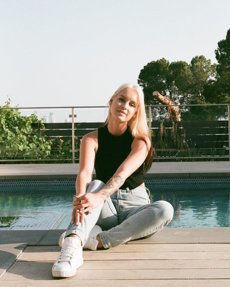 Sonja Reid_ nacktheit erotische galerie